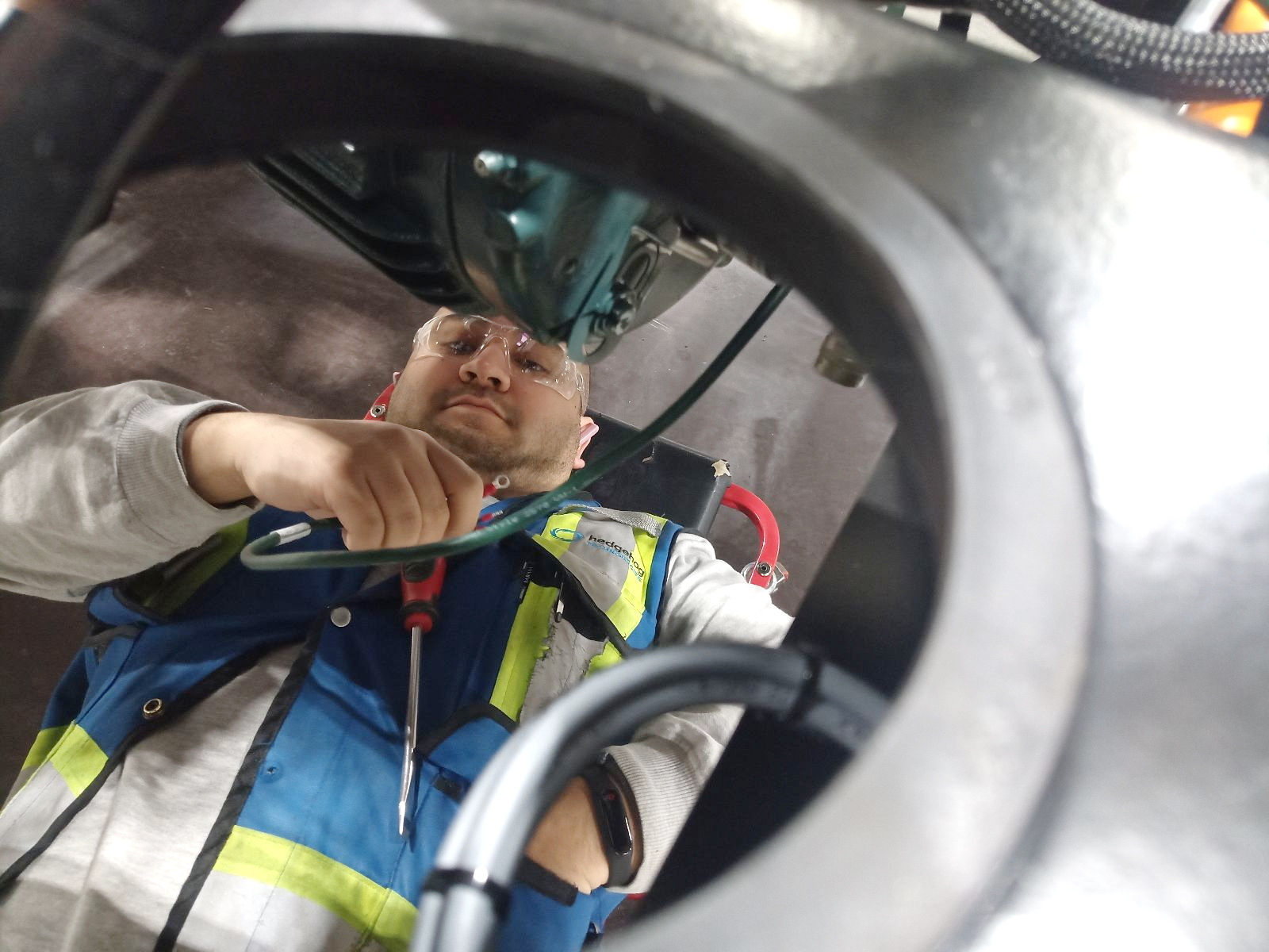 Amusement Ride Vehicle & Restraint Design Hedgehog Technologies